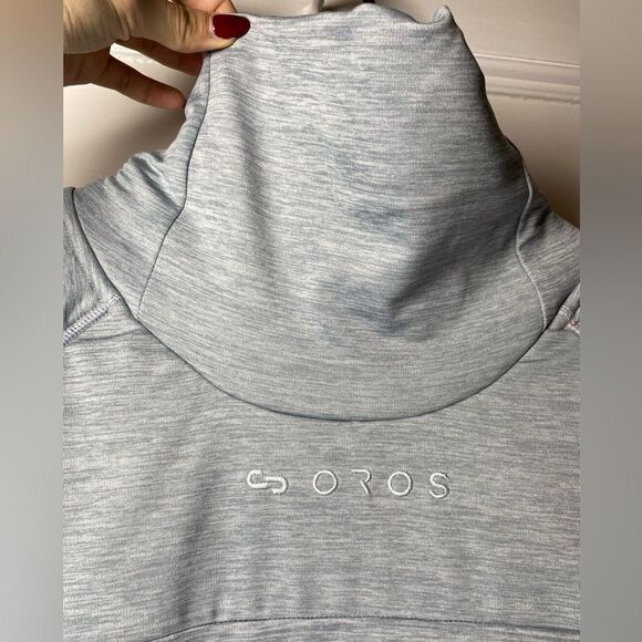 OROS Astra Funnel Neck Solarcore Insulated Pullover in Titanium Heather - Picture 6 of 16